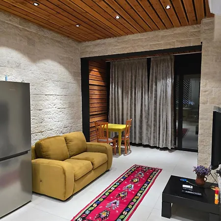 Апартаменты Stefanias Тирана